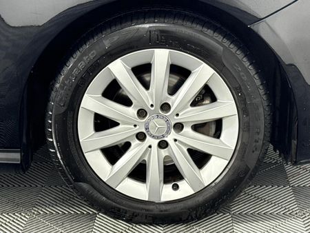 2013-Mercedes-Benz-B-Class-B-180-CDI-BE-Auto_5