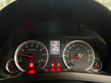 2016-Suzuki-Swift-14-GLS_10