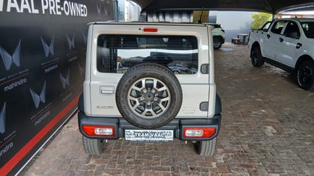 2022-Suzuki-Jimny-15-GLX-Auto_5