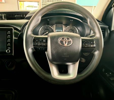 2023-Toyota-Hilux-24-GD-6-Raised-Body-Raider-Extended-Cab_13