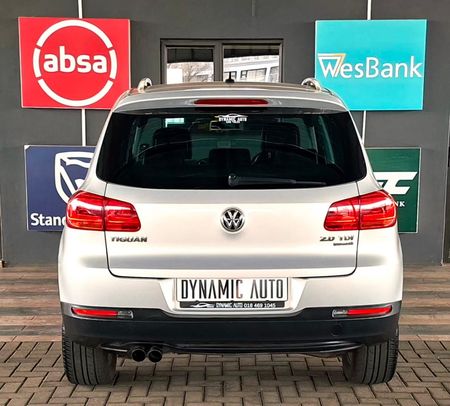2012-Volkswagen-Tiguan-20-TDI-Sport-Style-4Motion-Auto_5