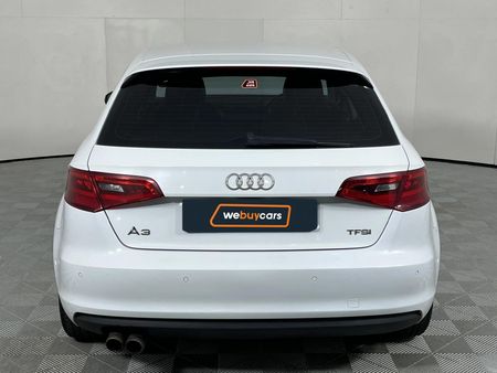 2014-Audi-A3-Sportback-18-TFSI-SE-Auto_14