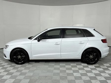 2014-Audi-A3-Sportback-18-TFSI-SE-Auto_15