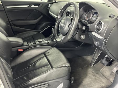 2014-Audi-A3-Sportback-18-TFSI-SE-Auto_6