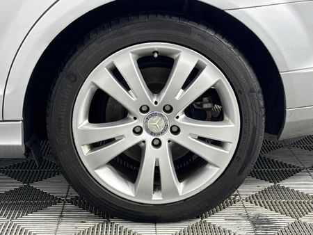 2010-Mercedes-Benz-C-Class-C-200-CGI-BE-Avantgarde-Auto_6