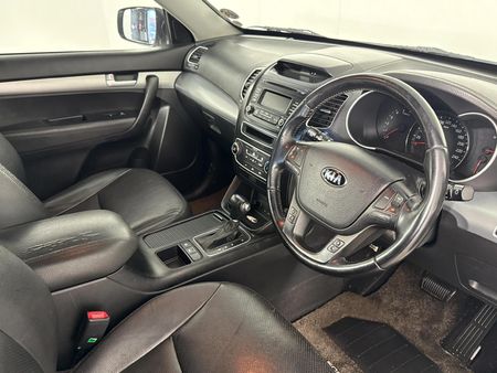 2014-Kia-Sorento-22-Auto_9