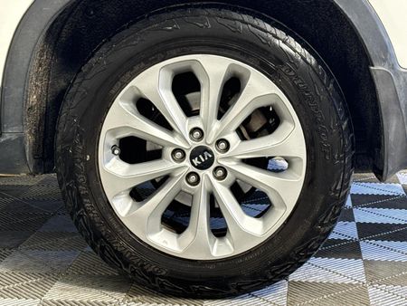 2014-Kia-Sorento-22-Auto_6