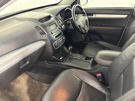 2014-Kia-Sorento-22-Auto_8