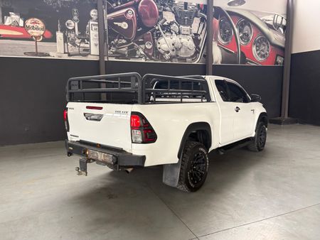 2017-Toyota-Hilux-28-GD-6-Raised-Body-Raider-Extended-Cab_16