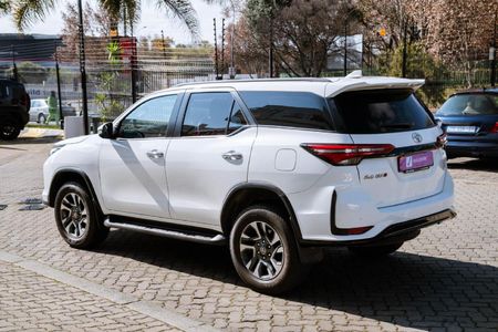 2025-Toyota-Fortuner-24-GD-6-4x4-Auto_3