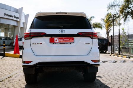 2025-Toyota-Fortuner-24-GD-6-4x4-Auto_5