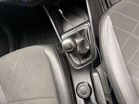 2025-Hyundai-i20-12-Premium_9