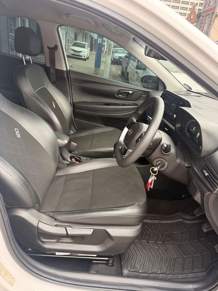 2025-Hyundai-i20-12-Premium_10