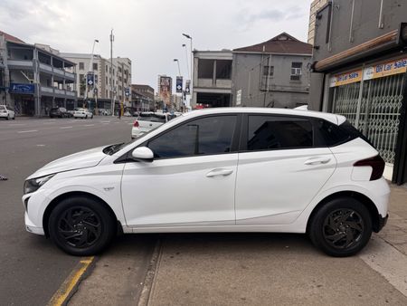 2025-Hyundai-i20-12-Premium_13