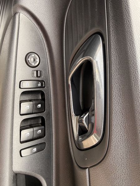 2025-Hyundai-i20-12-Premium_14