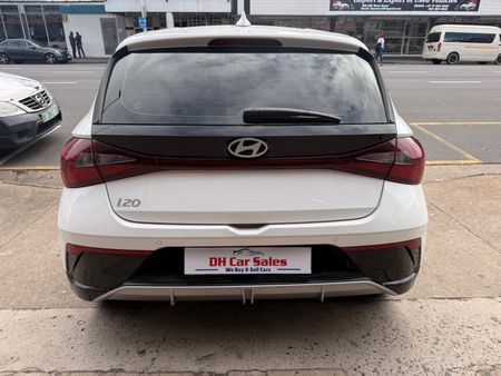 2025-Hyundai-i20-12-Premium_1