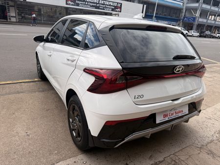 2025-Hyundai-i20-12-Premium_6