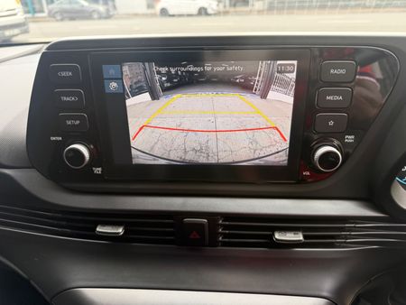 2025-Hyundai-i20-12-Premium_8