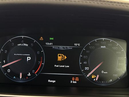 2018-Land-Rover-Range-Rover-50-V8-SC-Vogue-SE_2