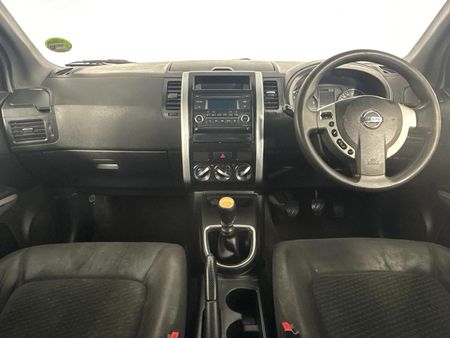 2013-Nissan-X-Trail-20-dCi-4x2-XE_1