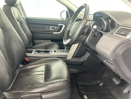 2018-Land-Rover-Discovery-Sport-20i4-D-HSE_9