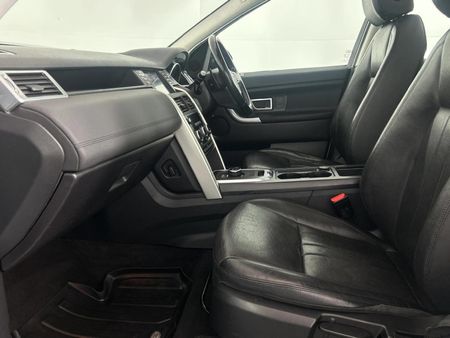 2018-Land-Rover-Discovery-Sport-20i4-D-HSE_8