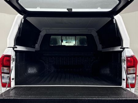 2022-Isuzu-D-Max-300-X-Rider-Auto-Double-Cab_13