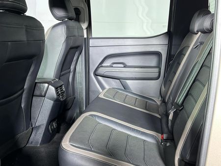 2023-Volkswagen-Amarok-30-TDI-V6-184kW-4Motion-Style-Auto-Double-Cab_3