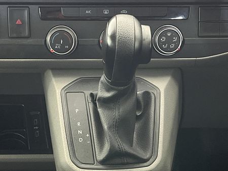 2023-Volkswagen-Kombi-T61-20-TDI-110kW-Auto-Trendline_9