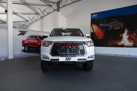 2026-JAC-T8-20-CDI-Lux-Double-Cab_9