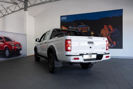 2026-JAC-T8-20-CDI-Lux-Double-Cab_1