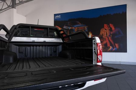 2026-JAC-T8-20-CDI-Lux-Double-Cab_2
