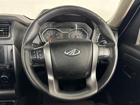2024-Mahindra-Pik-Up-22-mHawk-S11-4x4-Auto-Double-Cab_9