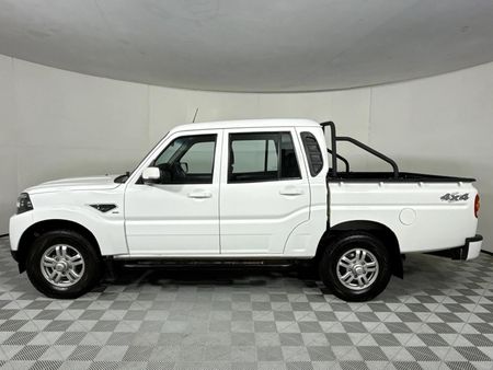 2024-Mahindra-Pik-Up-22-mHawk-S11-4x4-Auto-Double-Cab_16