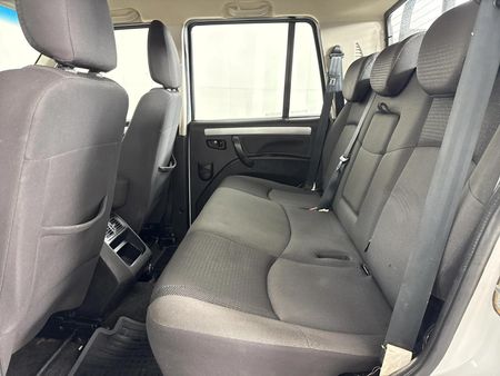 2024-Mahindra-Pik-Up-22-mHawk-S11-4x4-Auto-Double-Cab_3