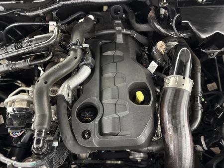 2023-Volkswagen-Amarok-20-TDI-125kW-4Motion-Life-Double-Cab_11
