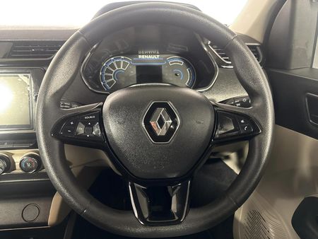 2021-Renault-Triber-10-Dynamique_11