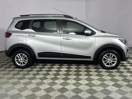 2021-Renault-Triber-10-Dynamique_16