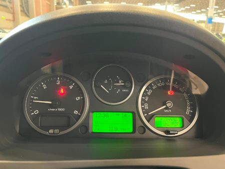 2010-Land-Rover-Freelander-II-22-SD4-HSE-Auto_10