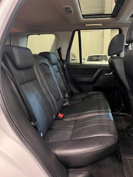 2010-Land-Rover-Freelander-II-22-SD4-HSE-Auto_12