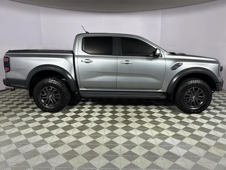 2023-Ford-Ranger-30-V6-Bi-Turbo-Ecoboost-Raptor-4x4-Auto_17