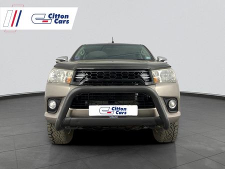 2016-Toyota-Hilux-40-V6-Raider-4x4-Double-Cab-Auto_1