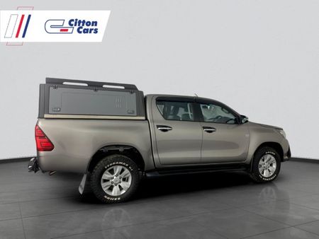 2016-Toyota-Hilux-40-V6-Raider-4x4-Double-Cab-Auto_3