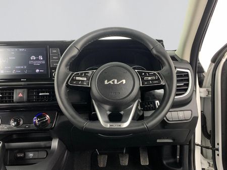 2022-Kia-Seltos-16-EX_9