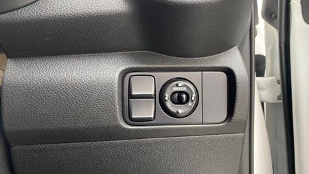 2025-Kia-Pegas-14-EX-Auto_13