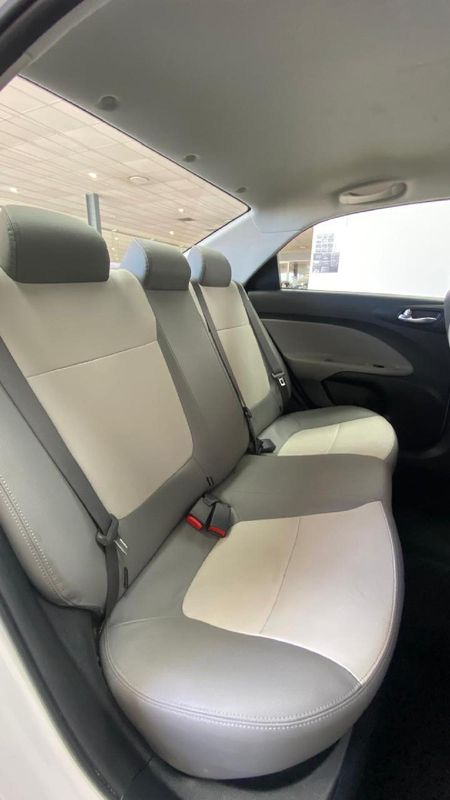 2025-Kia-Pegas-14-EX-Auto_15