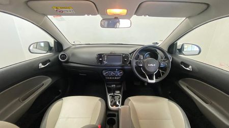 2025-Kia-Pegas-14-EX-Auto_8