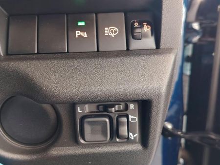 2024-Suzuki-Jimny-15-GLX-AllGrip-5-Door-Auto_17