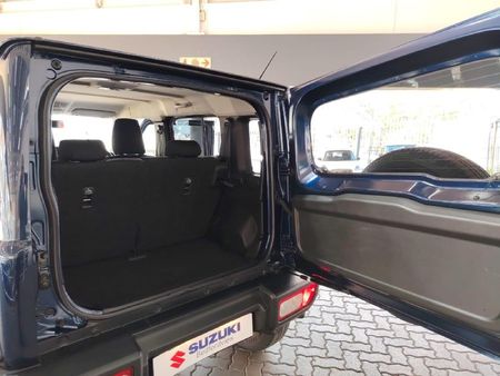 2024-Suzuki-Jimny-15-GLX-AllGrip-5-Door-Auto_28