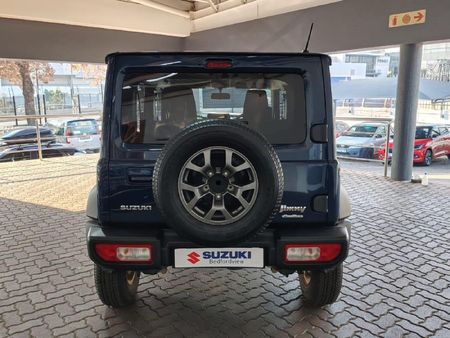 2025-Suzuki-Jimny-15-GLX-AllGrip-5-Door-Auto_5